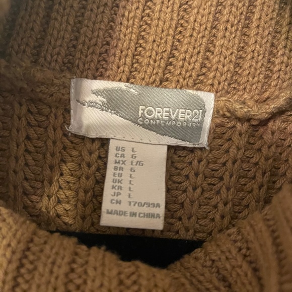 Brown turtle neck knit top - Picture 5 of 9